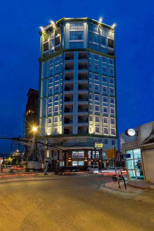 Le Mont Hotel