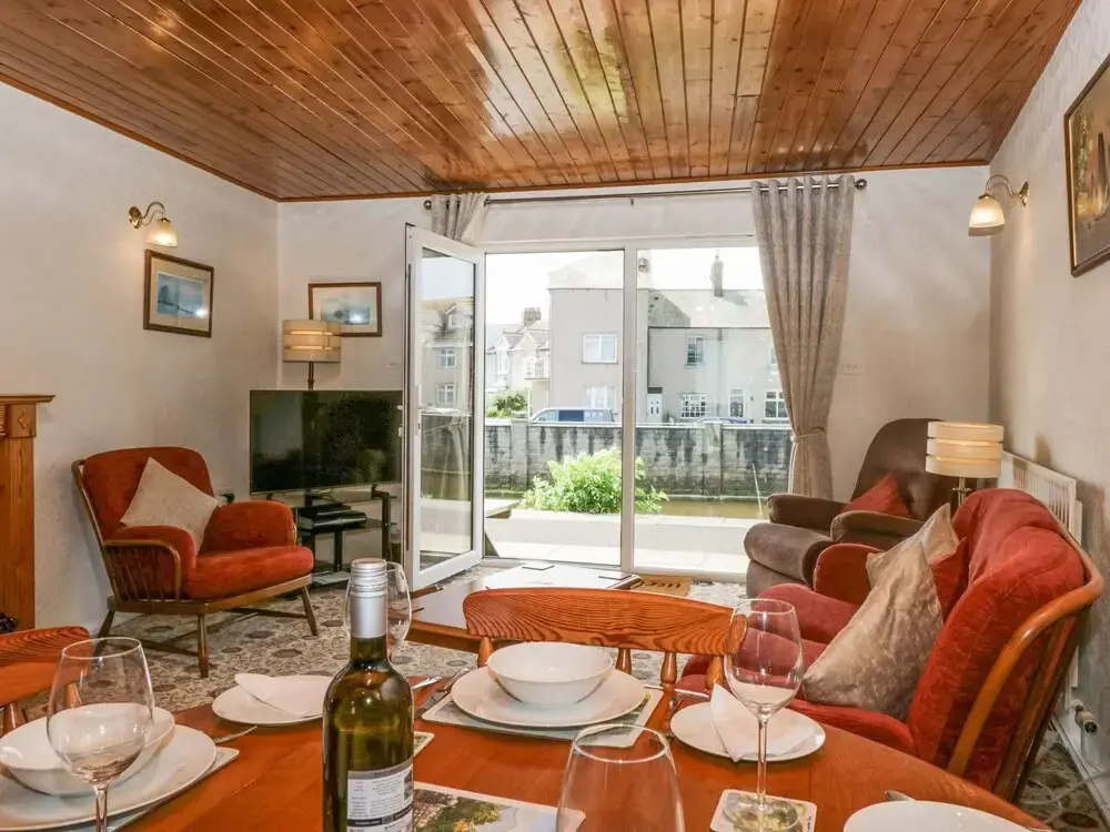Lazy Cottage
