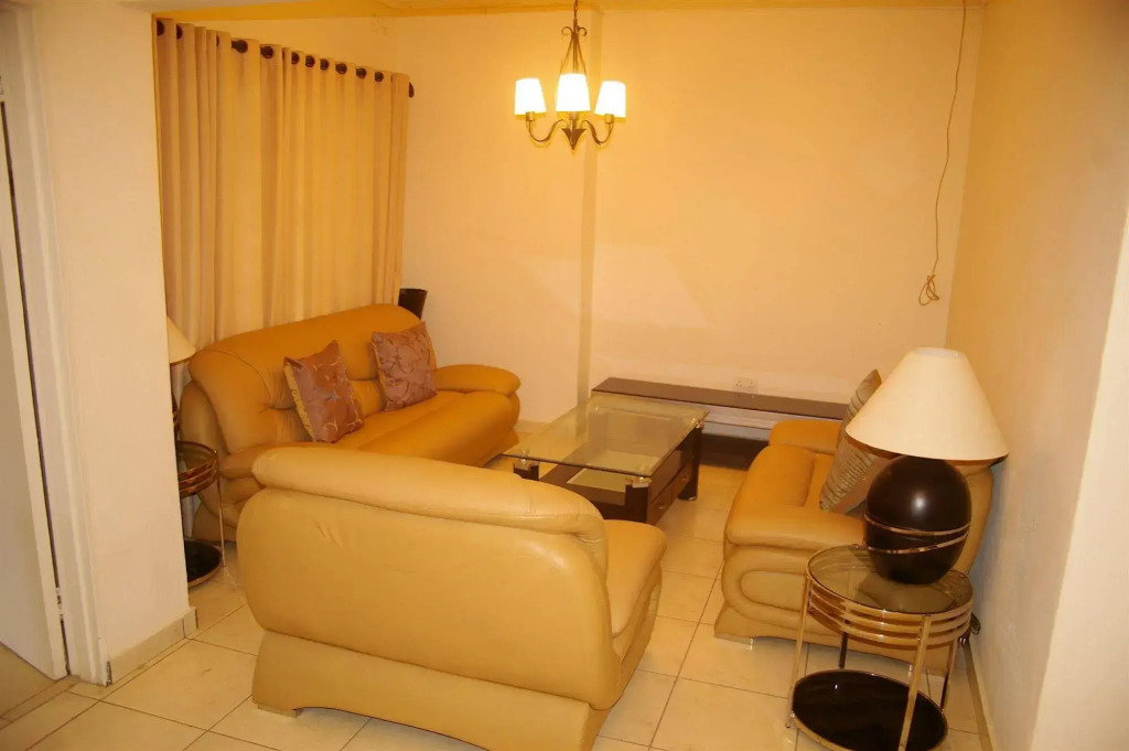 Khanondo Guest House