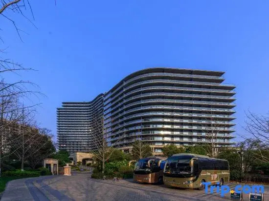 Lvcheng Lanwan Holiday Hotel