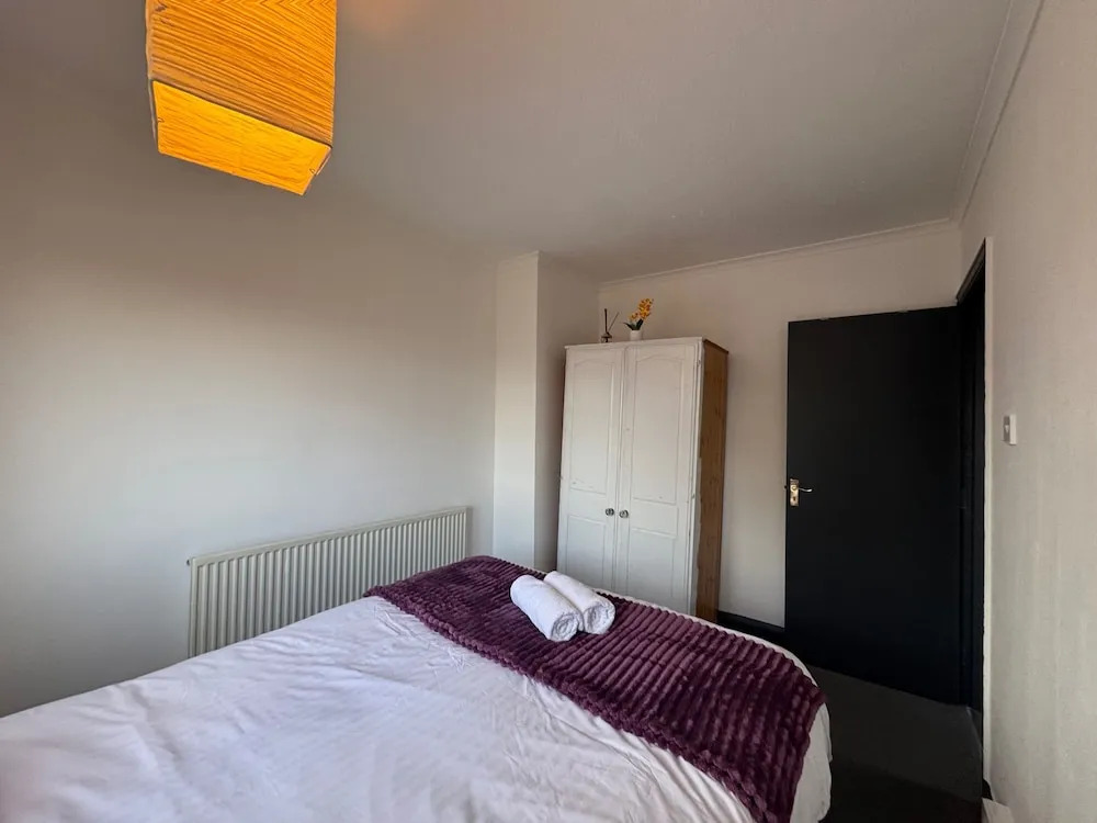 Southampton - House - Sleeps 6 - Near Airport