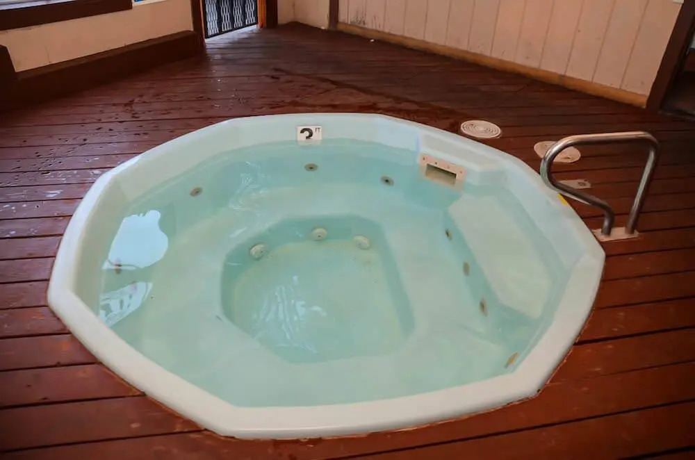 San Sierra #16 - Hot Tub, Sauna, Near Skiing!