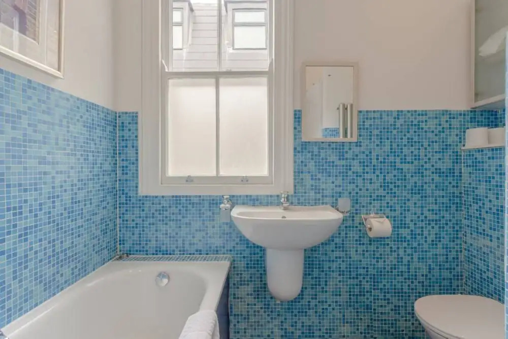 2 Bedroom Home in White City Shepherds Bush