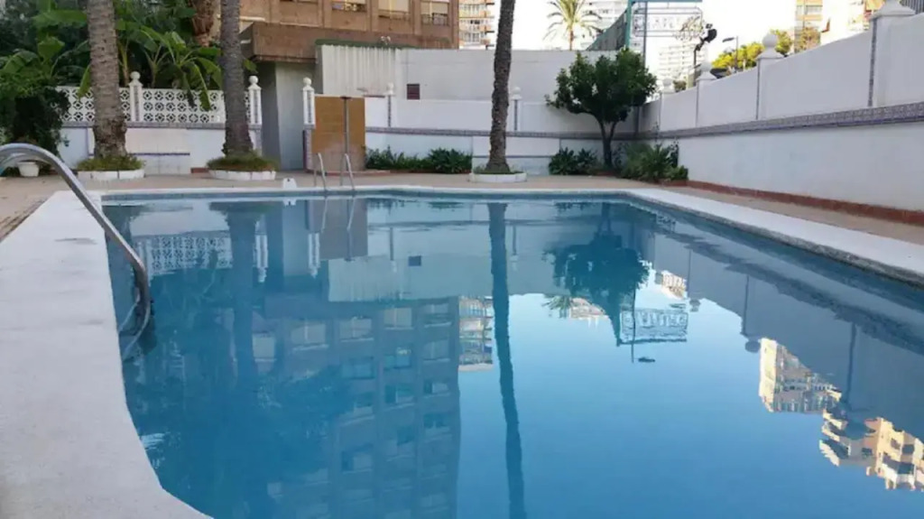 BENIDORM ROCAS ONE, un oasis a 100 metros del mar