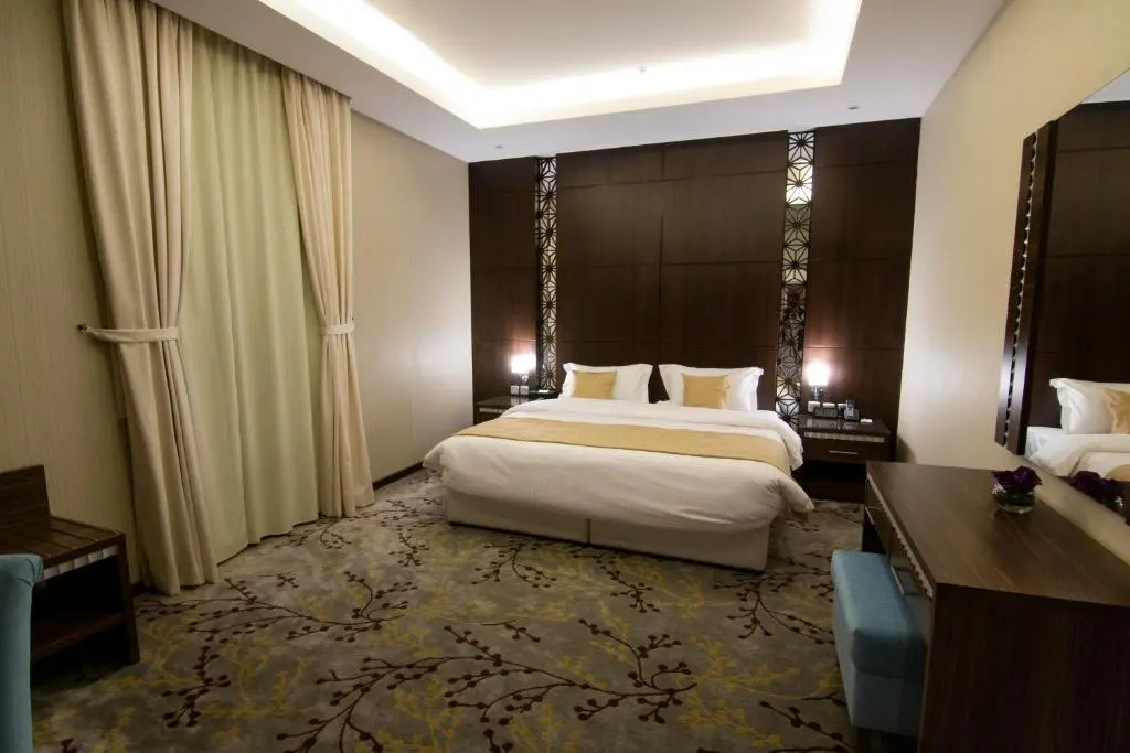 Ayan Hotel