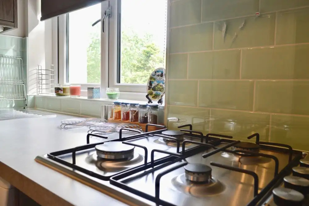 Newly Refurbished And Modern 2 Bedroom Flat
