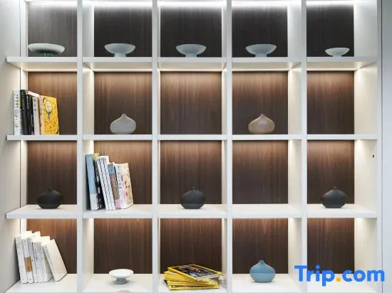 Maple Seaview Holiday Homestay (Qingdao May Fourth Square Yan'erdaoshan Park)