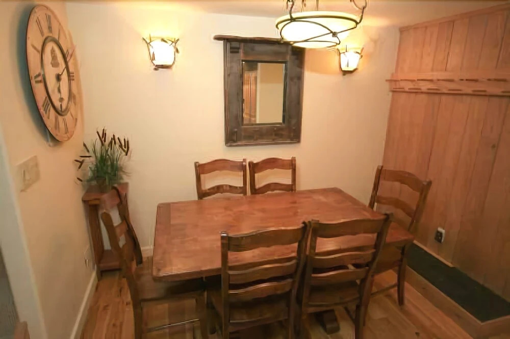 Vail Village 3-Bedroom 3-Bath