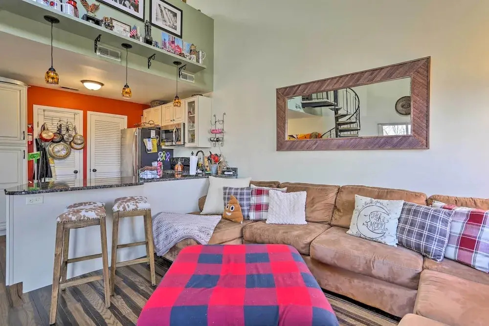 Mountain Creek Condo w/ Grill: Walk to Lifts!