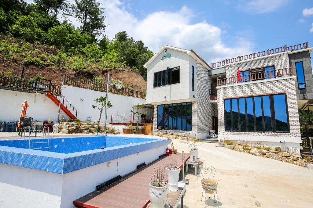 Gapyeong landevue pension