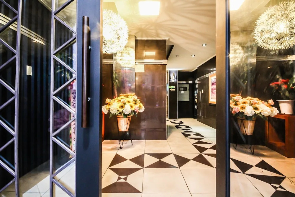 Awesome Hotel