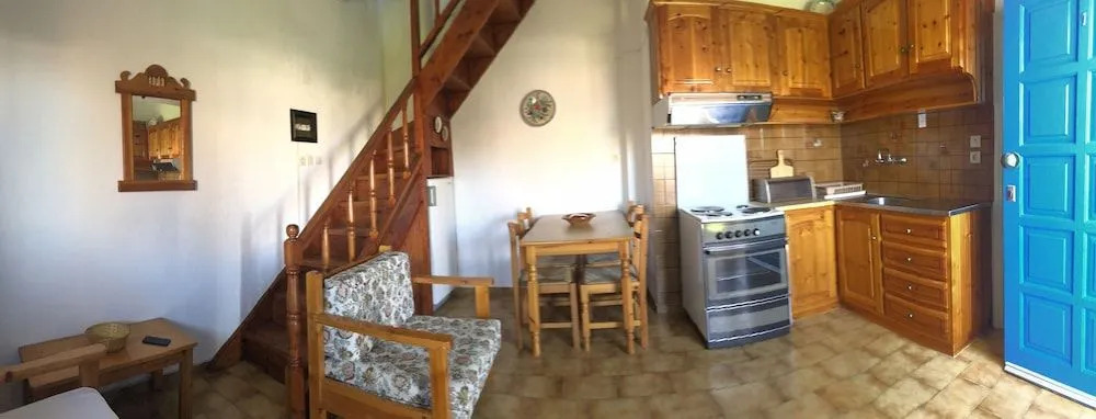 Stavros Apartments