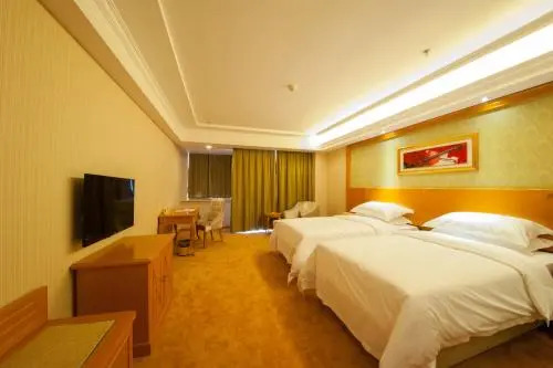 Vienna Hotel Rugao Zhengxiang Square branch
