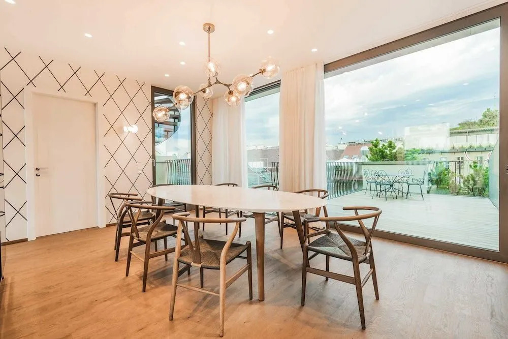 Penthouse near the town hall Vienna