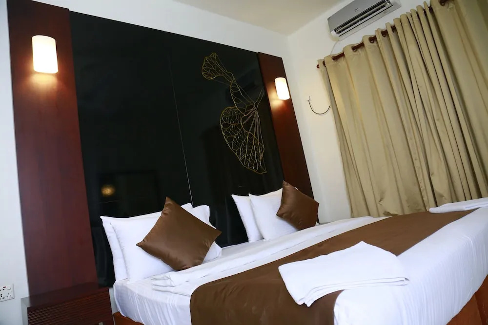 Sea port hotel