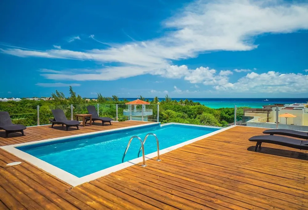 La Vista 6 Oceanview Condo in Playa del Carmen by RedAwning