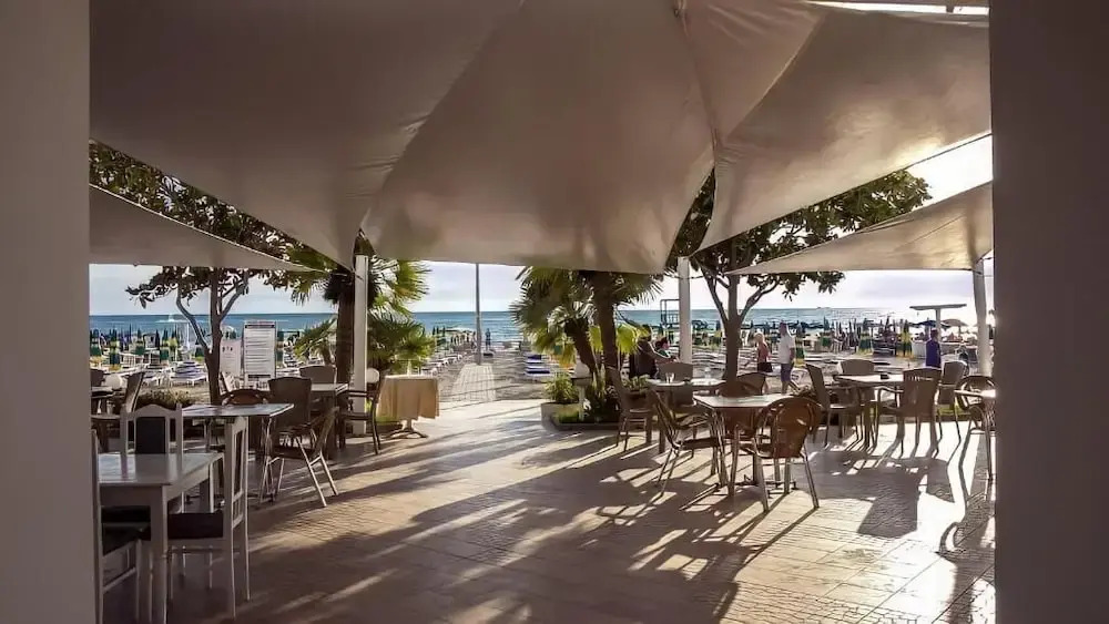 Hotel Besani