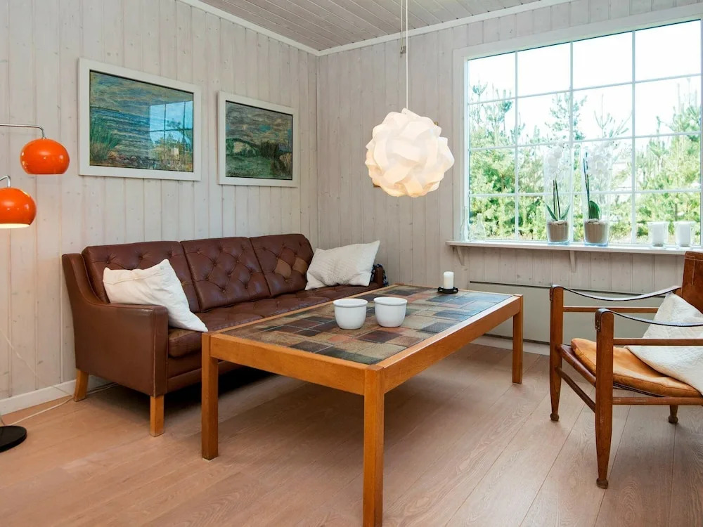 Relaxed Holiday Home in Rømø Foreseeing Lush Garden