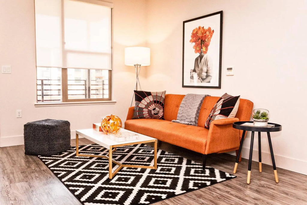 New 2BR/2BA Apartment near Tech Campuses with Pool