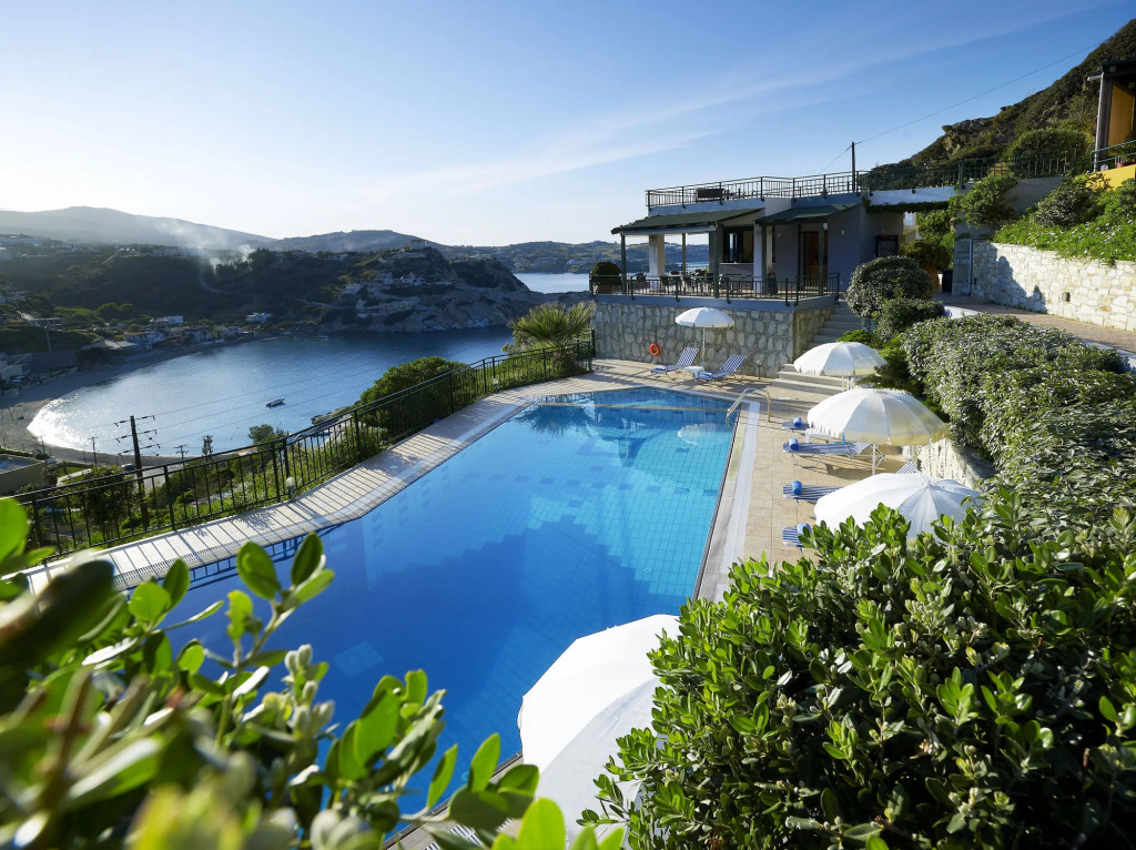 Erivolos Studios & Apartments
