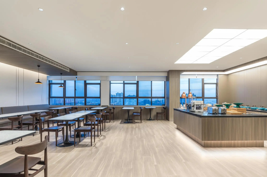 Hanting Hotel Wuhe Caihong Times Square