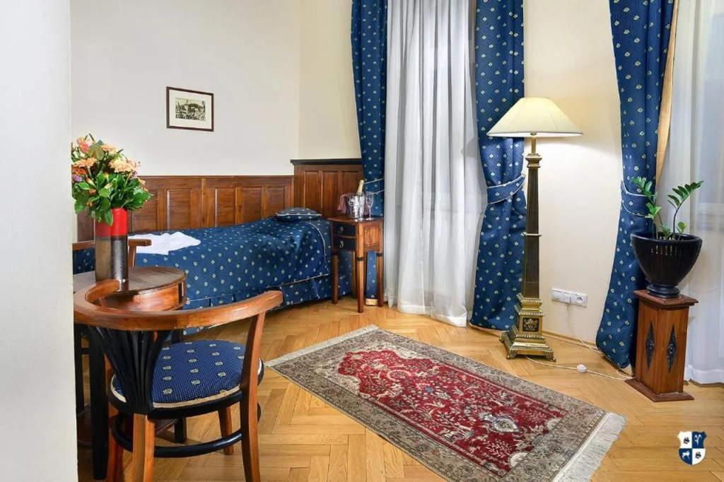 Salvator Hotel