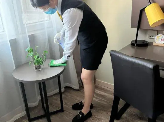 Homeinn Plus Hotel (Weihai Railway Station Hanlefang Pedestrian Street)