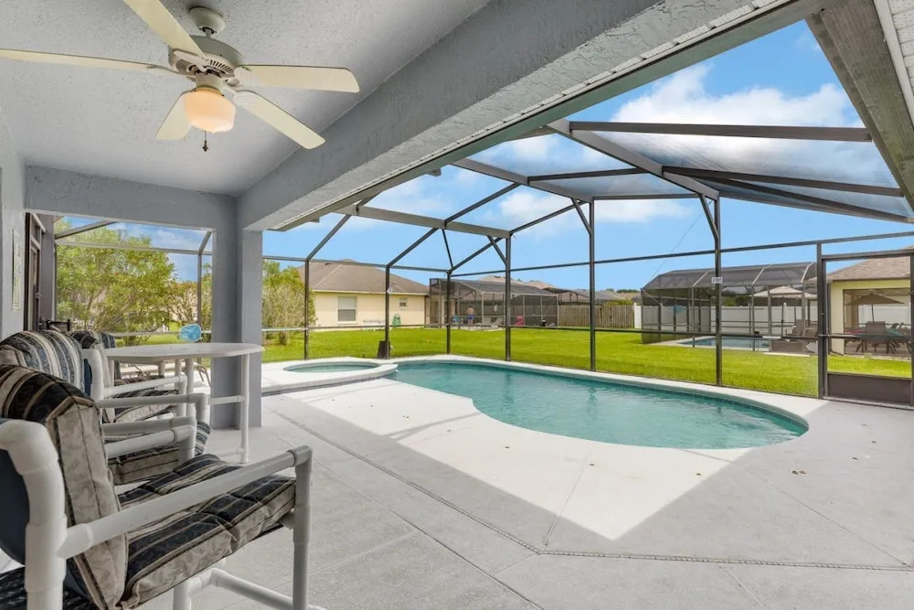 Stunning 4 bed Villa With South Facing Pool and spa With no Immediate Rear Neighbours - 370