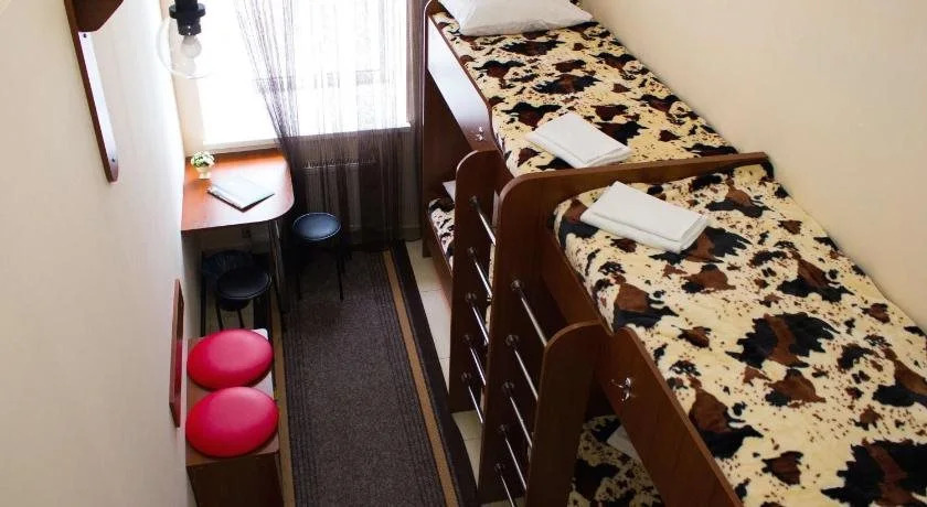 VIN-HOSTEL