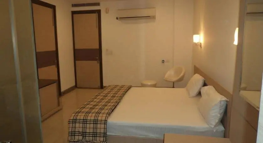Relax Suites Hotel