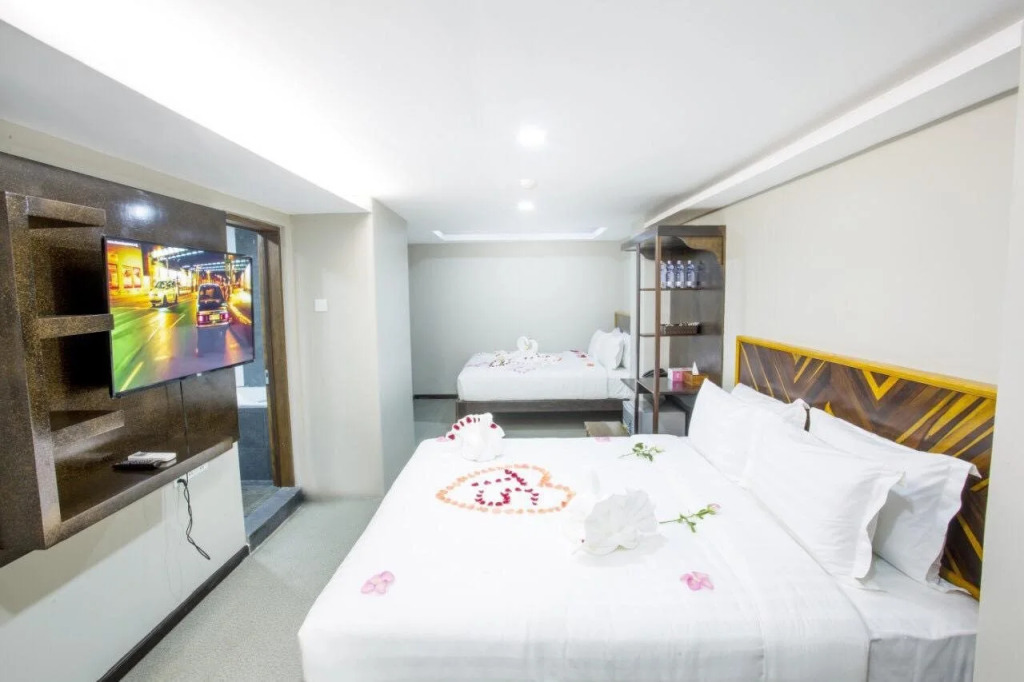 Tristar Hotel