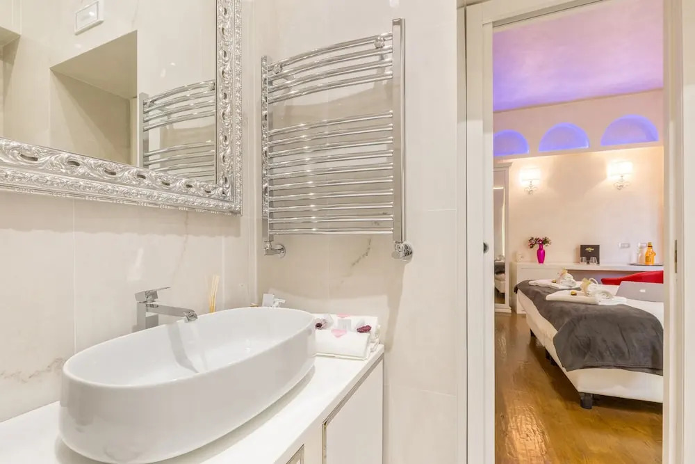 Rental In Rome Piazza Venezia View Luxury Apartment B