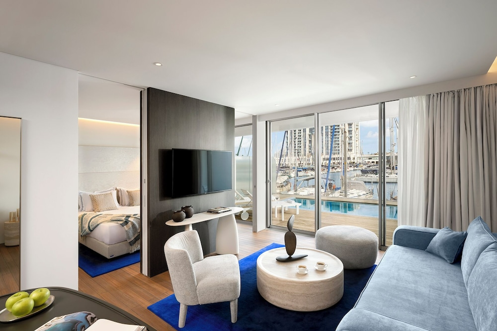 The YACHT - By Fattal Limited Edition