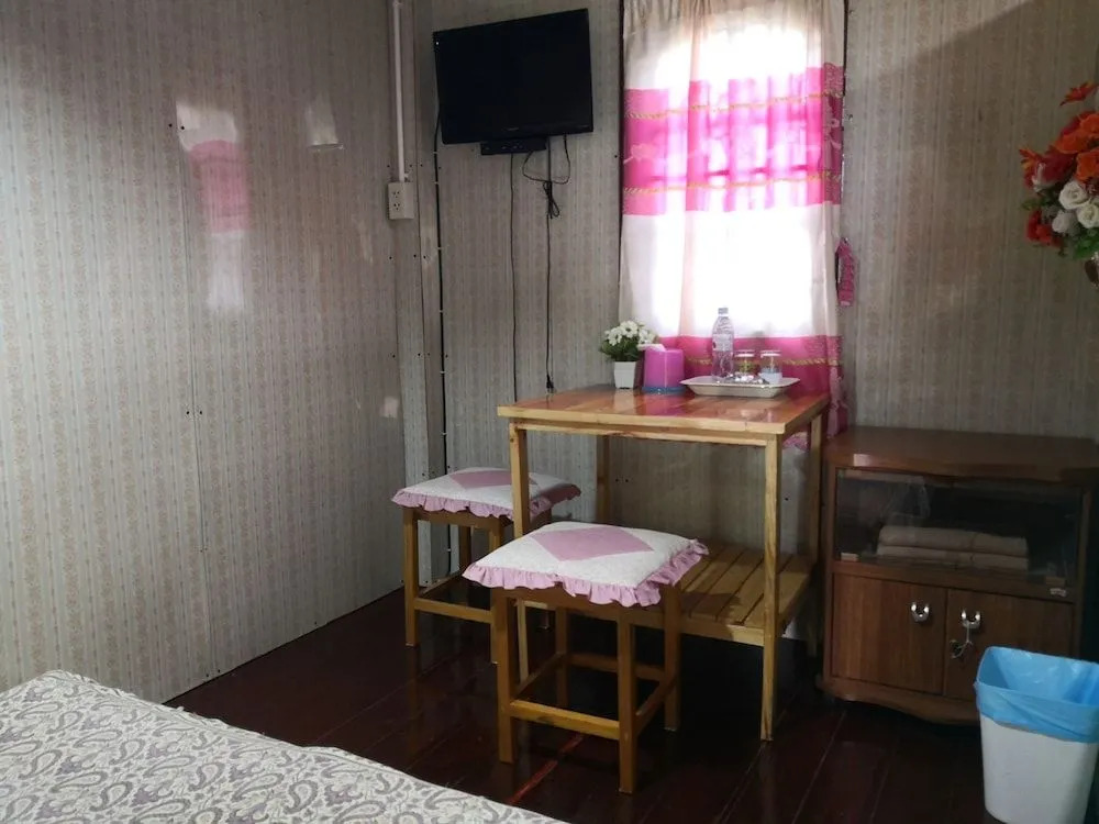 Phaiwan Baansawn Resort