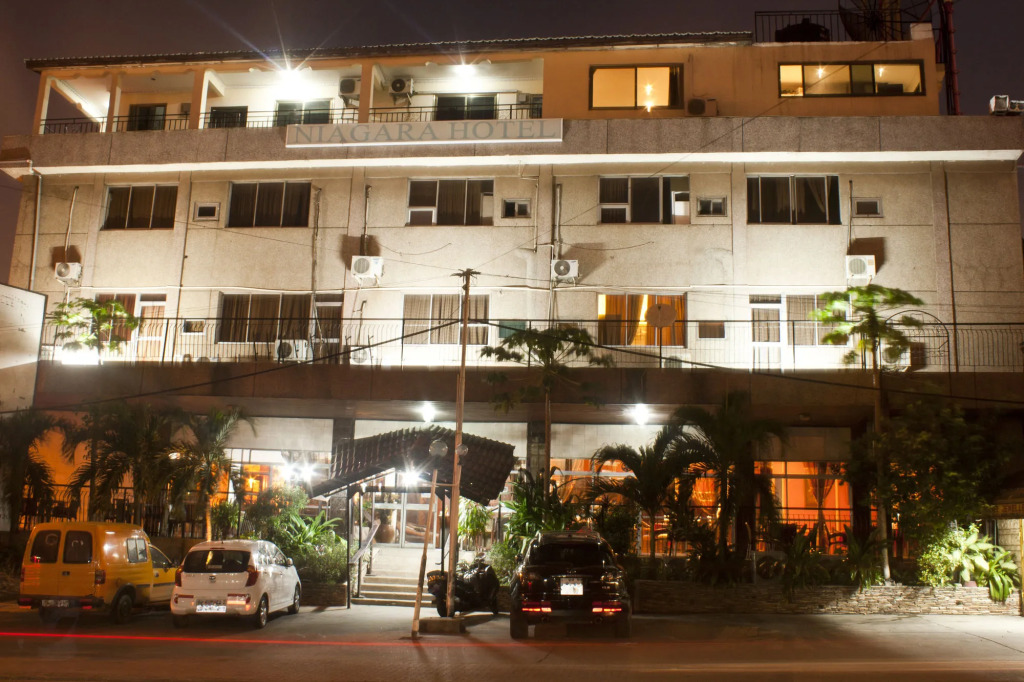 Niagara Hotel