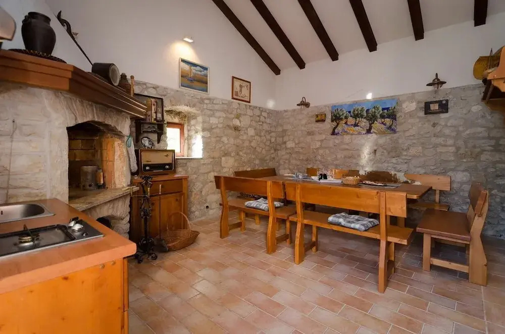 Beautiful three bedroom country house