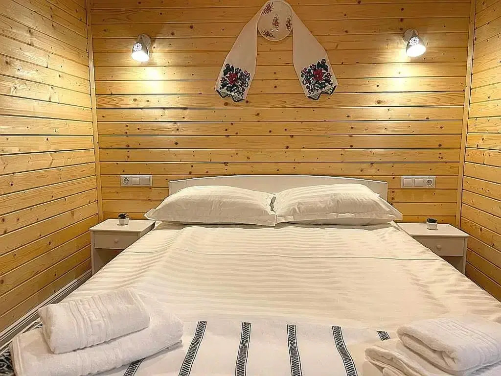 Casuțele de sub deal