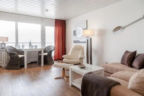 Ad6 8 309A Oceanlounge