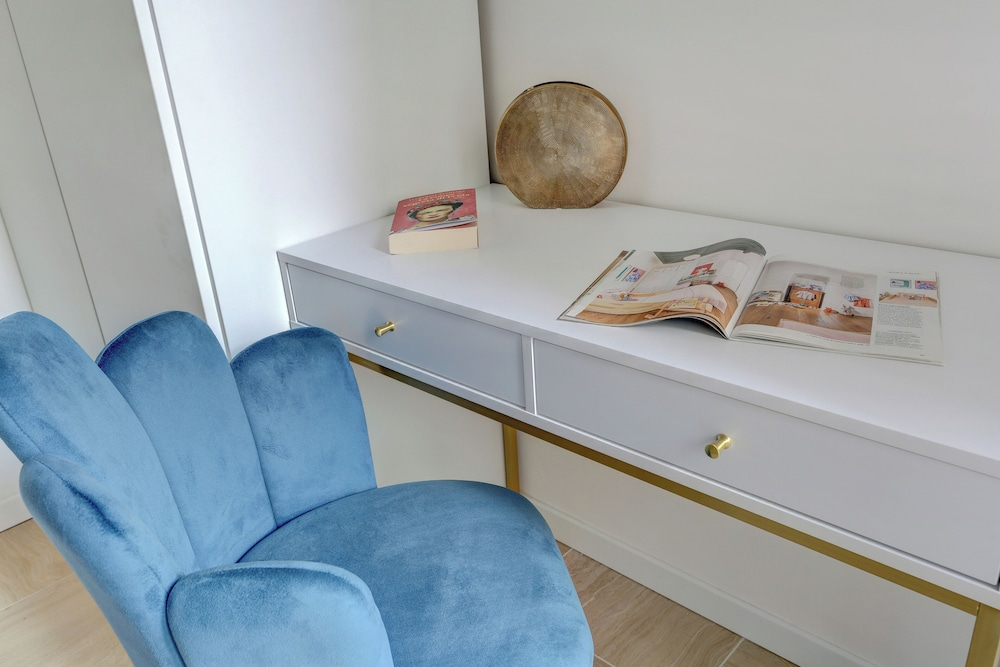 SAN GIOVANNI Appia Park - Stylish apartment with balcony - Metro A - 10 min City Center