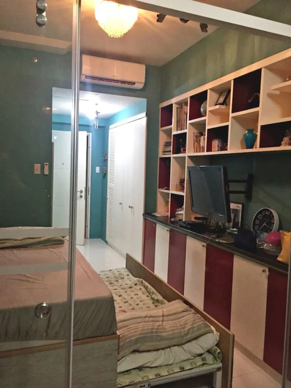 Wind Suites Tagaytay Condotel
