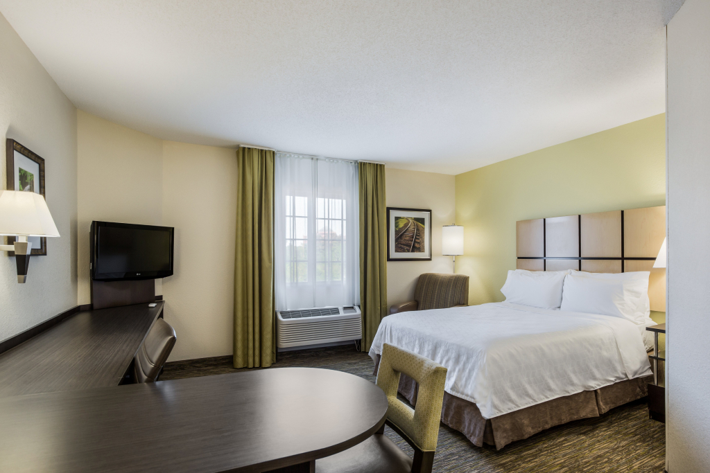 Candlewood Suites Virginia Beach Town Center by IHG