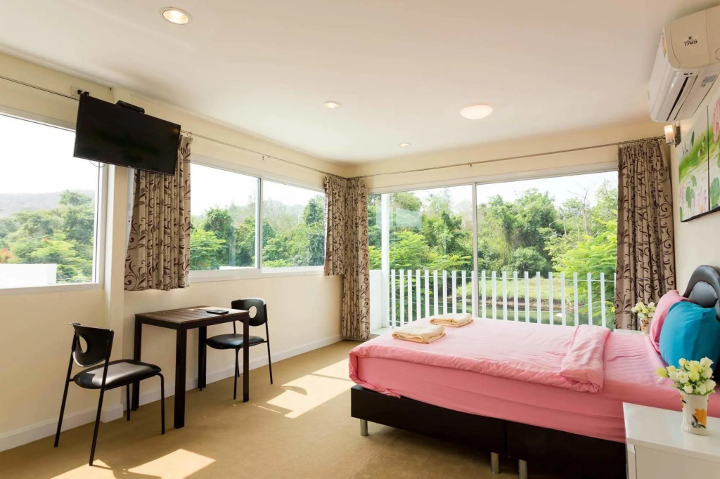 Worawee Resort & Spa