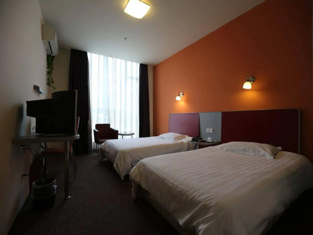 Motel 168 Nanjing Central Road