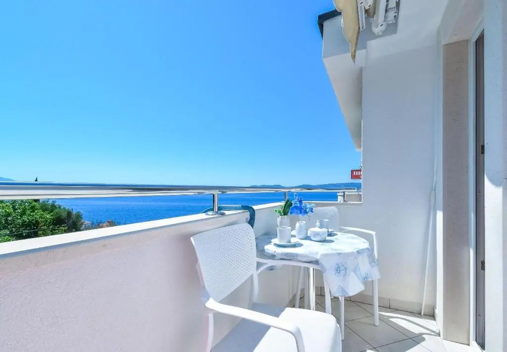 Apartments Neve