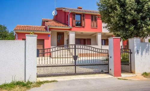 Apartments Banjole