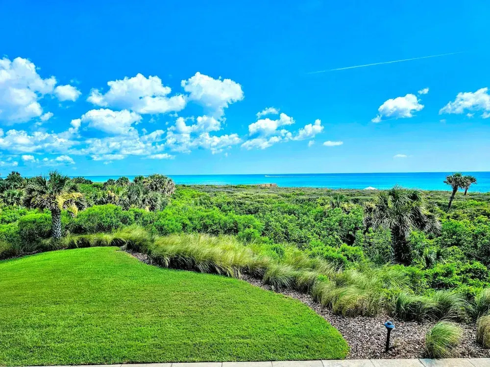 Rising Sun Stunning Oceanfront Ocean View Villa! 3 Beautiful Resort Pools! Beach Front