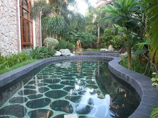 Xin Hai Yi Spa Holiday Villa