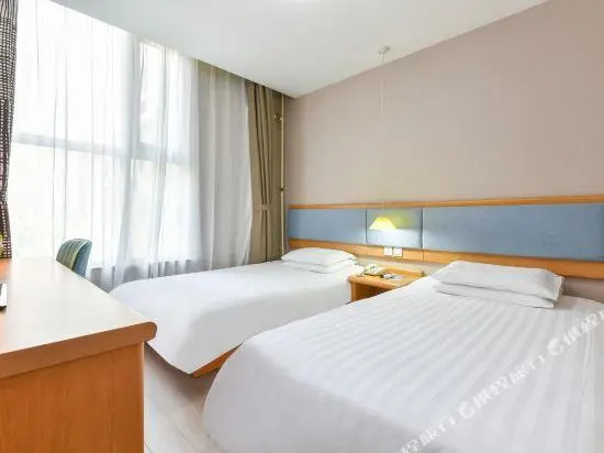 Home Inn (Beijing Panjiayuan)