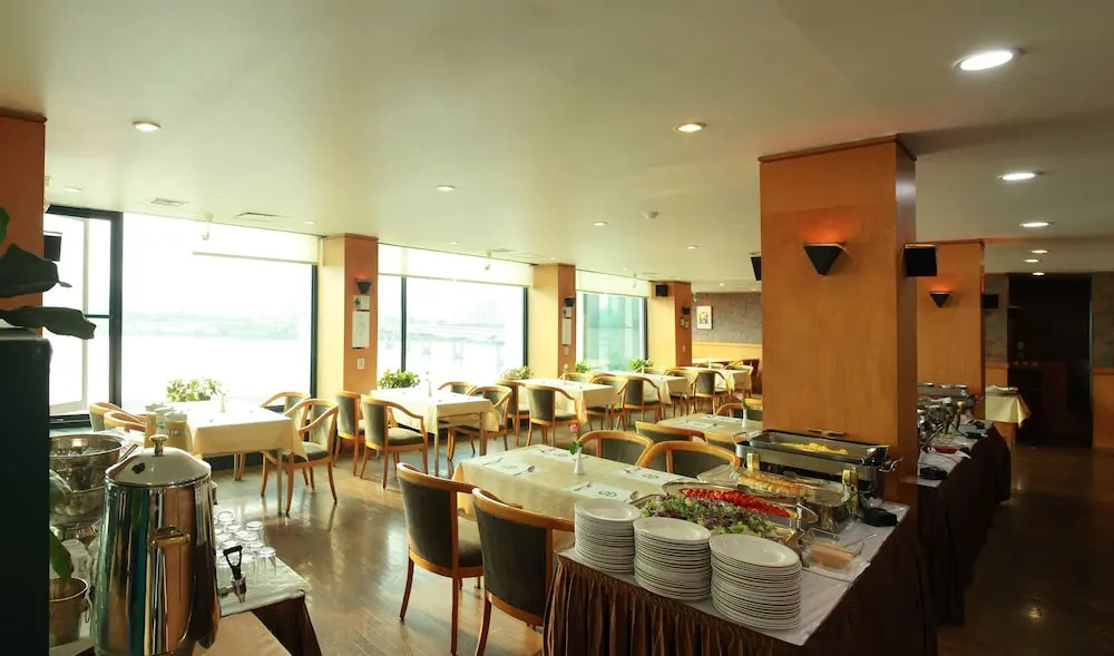 Hankang hotel