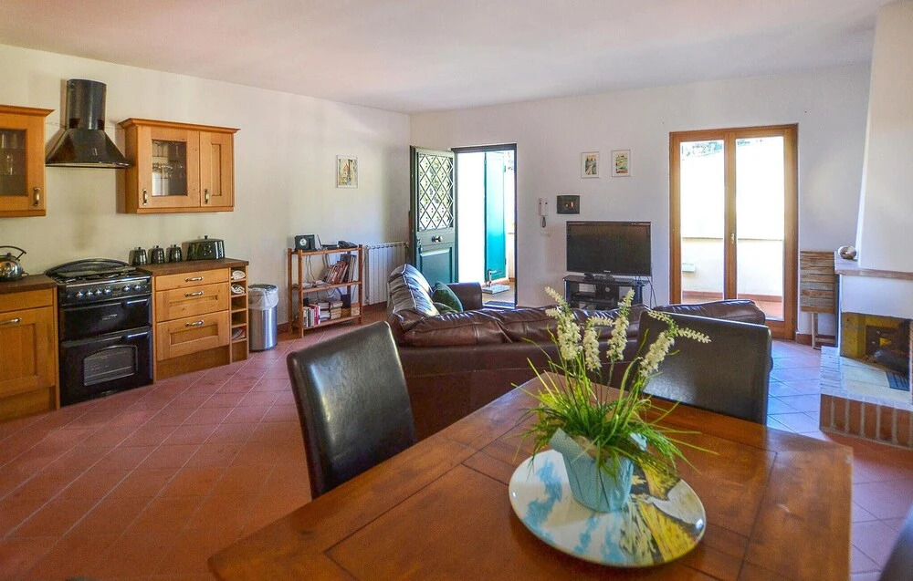 Nice Apartment in Bucine With 2 Bedrooms, Wifi and Outdoor Swimming Pool